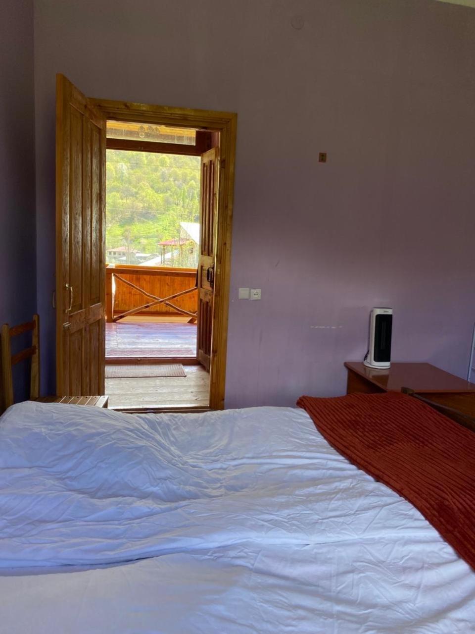 Mazeri Lia Jamdeliani Guest House מראה חיצוני תמונה